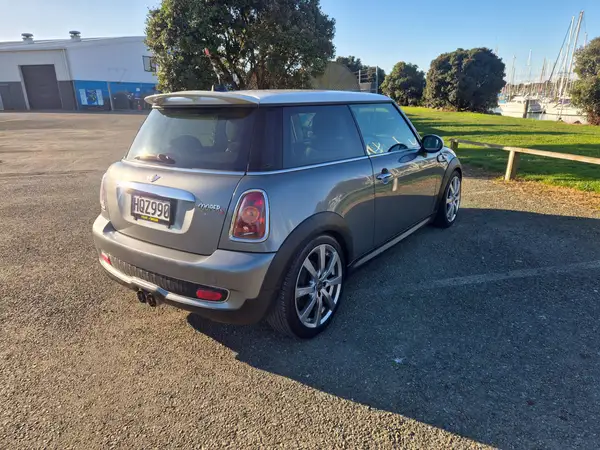 2007 Mini Cooper S 6spd Manual Carousel 8