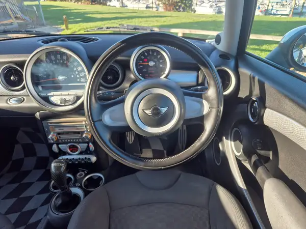 2007 Mini Cooper S 6spd Manual Carousel 3