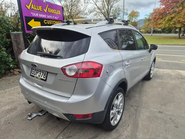 2011 Ford Kuga Titanium AWD 2.5T Carousel 2