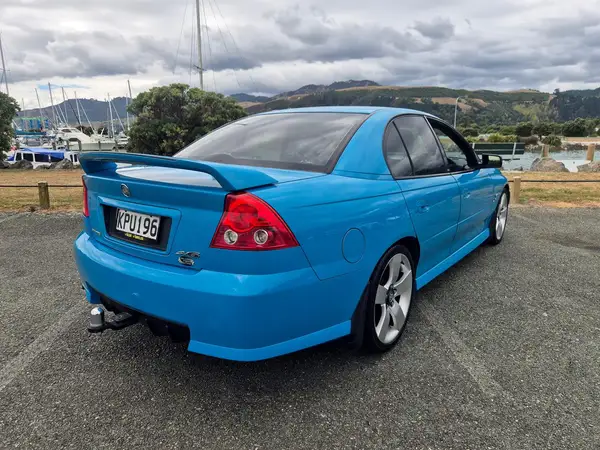 2005 Holden Commodore SV6 Carousel 5