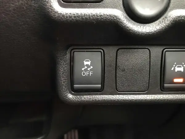 2017 Nissan Note E Power NISMO Carousel 3