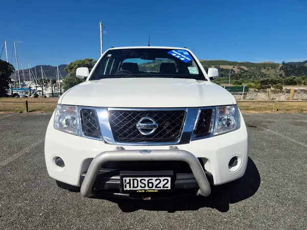 2013 Nissan Navara D/C 2.5D 4WD ST-X AT Carousel 9