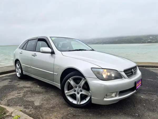 2001 Toyota Altezza Gita 2JZ AWD