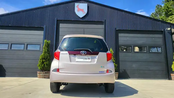 2012 Toyota Ractis ADDED VALUE!! Carousel 6