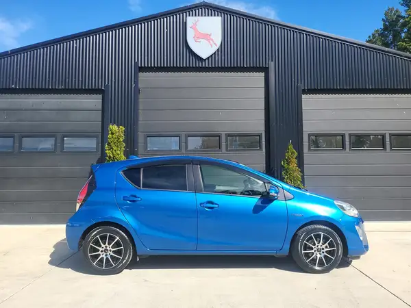 2016 Toyota AQUA S Model - Hybrid Carousel 4