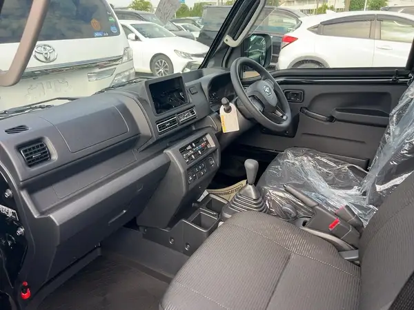 2025 Daihatsu HIJET JUMBO 4X4 Carousel 2