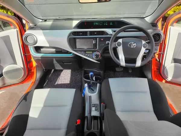 2013 Toyota AQUA HYBRID S IN ORANGE Carousel 7