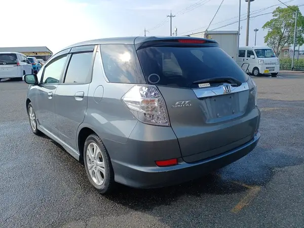 2012 Honda Fit SHUTTLE HYBRID Carousel 5
