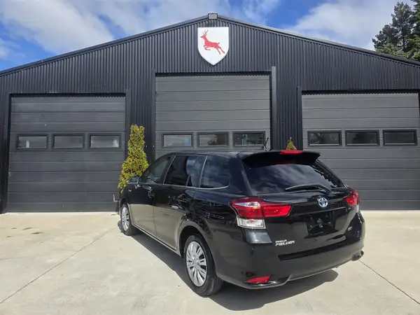 2016 Toyota COROLLA FEILDER HYBRID WAGON Carousel 3