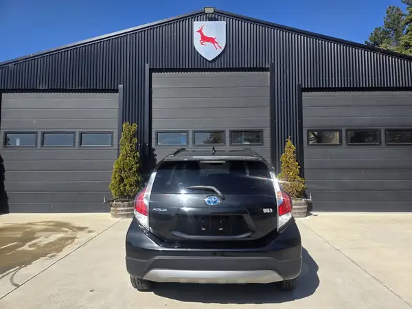 2016 Toyota Aqua URBAN-X SPEC, LEATHER, APPLE-ANDROID Carousel 4