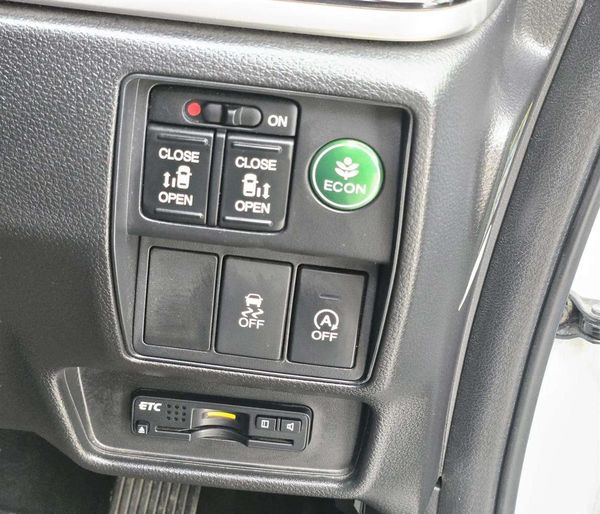 2014 Honda Odyssey ABSOLUTE EX - Captain Seats Carousel 13