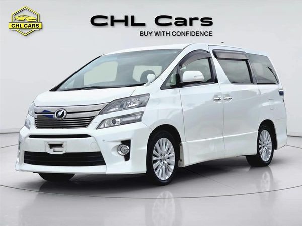 2013 Toyota Vellfire 2.4G Recliner Seats !! Power Doors