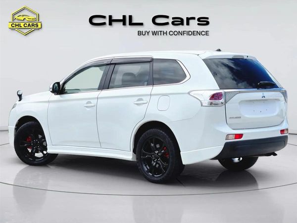 2012 Mitsubishi Outlander 24G 4wd 7-Seater !! Radar Cruise Carousel 2