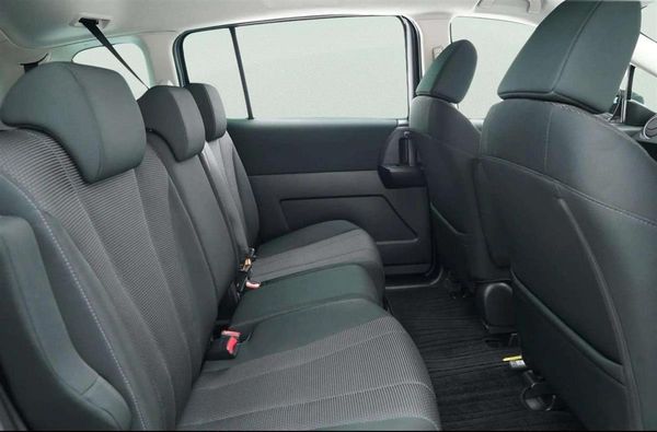 2013 Mazda Premacy 20s - 7 Seater !! Alloys Carousel 10