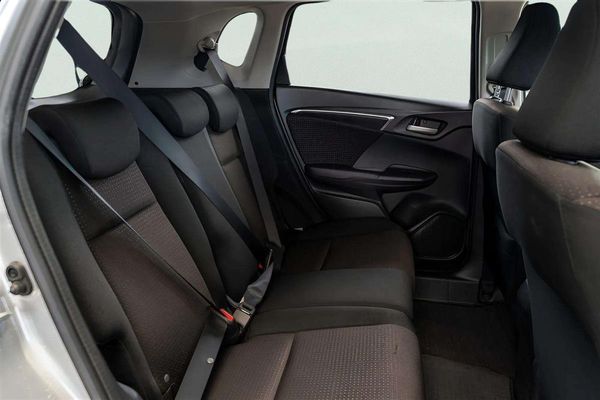 2015 Honda Fit HYBRID F-Package Carousel 7