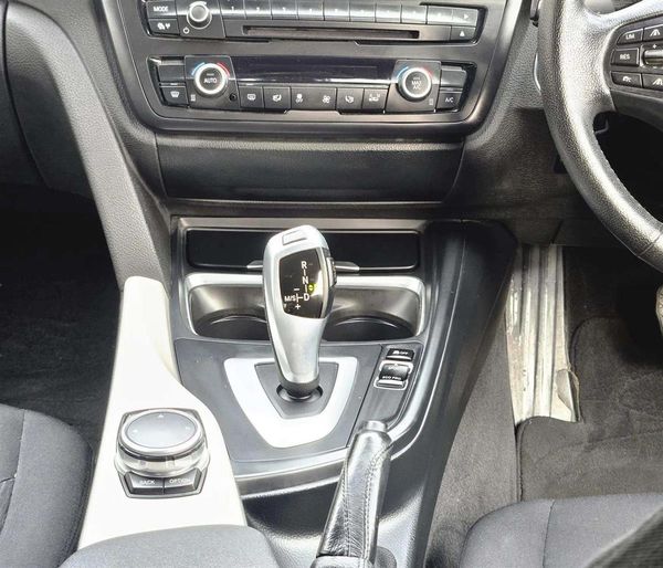 2015 BMW 320i Radar Cruise !! Bluetooth Stereo Carousel 12