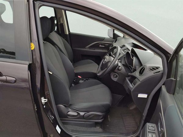 2013 Mazda Premacy 20s - 7 Seater !! Alloys Carousel 9