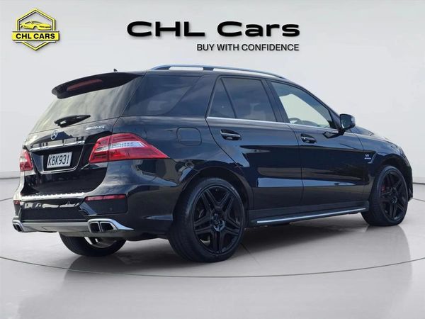 2015 Mercedes-Benz ML 63 V8 Bi-Turbo AMG 5.5L 4MATIC Carousel 5