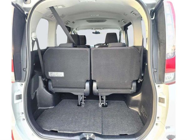 2014 Toyota Noah HYBRID G -7 seater !! DUAL POWER DOORS Carousel 10