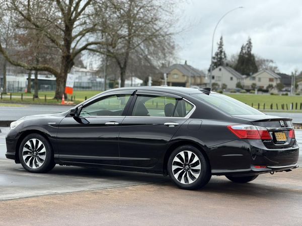 2014 Honda Accord **Cruise Control*Heated &leather Seats** Carousel 4