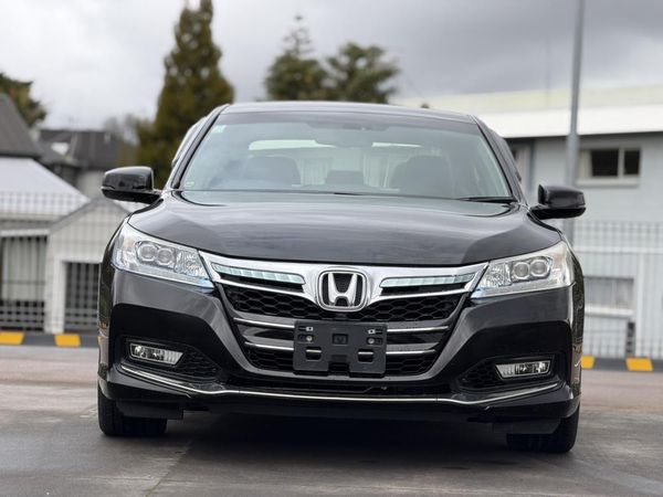 2014 Honda Accord **Cruise Control*Heated &leather Seats** Carousel 1