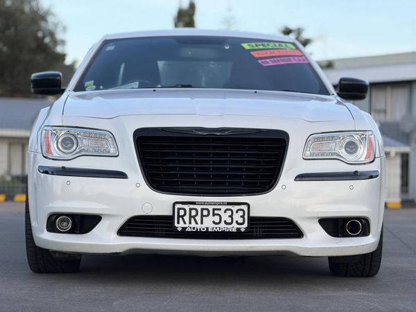 2015 Chrysler 300 **Cruise Control*V6*parking Sensors*Reverse Camera** Carousel 1