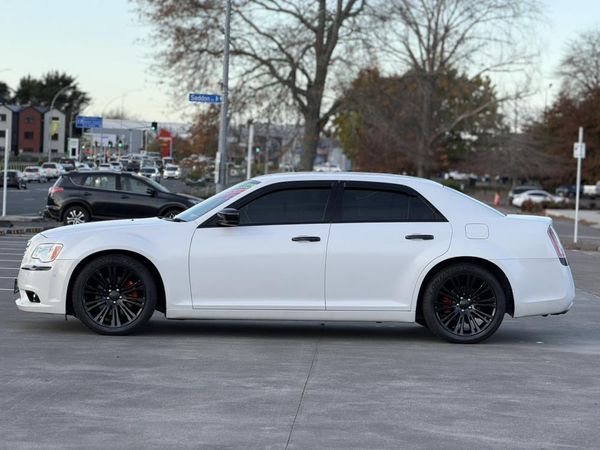 2015 Chrysler 300 **Cruise Control*V6*parking Sensors*Reverse Camera** Carousel 3