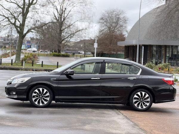 2014 Honda Accord **Cruise Control*Heated &leather Seats** Carousel 3