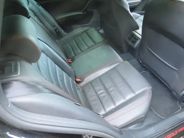 Outstanding VW Golf GTI Carousel 4