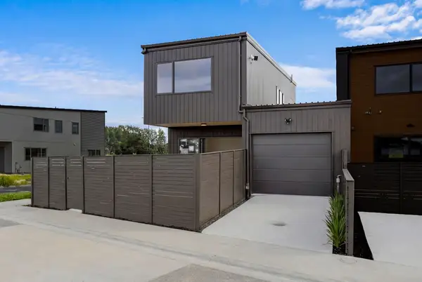 115 Otuwairoa Esplanade, Opaheke, NZ 2113