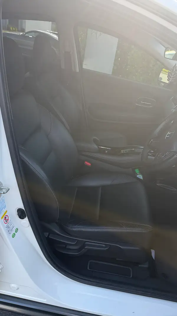 Honda vezel 2014 Z Carousel 6