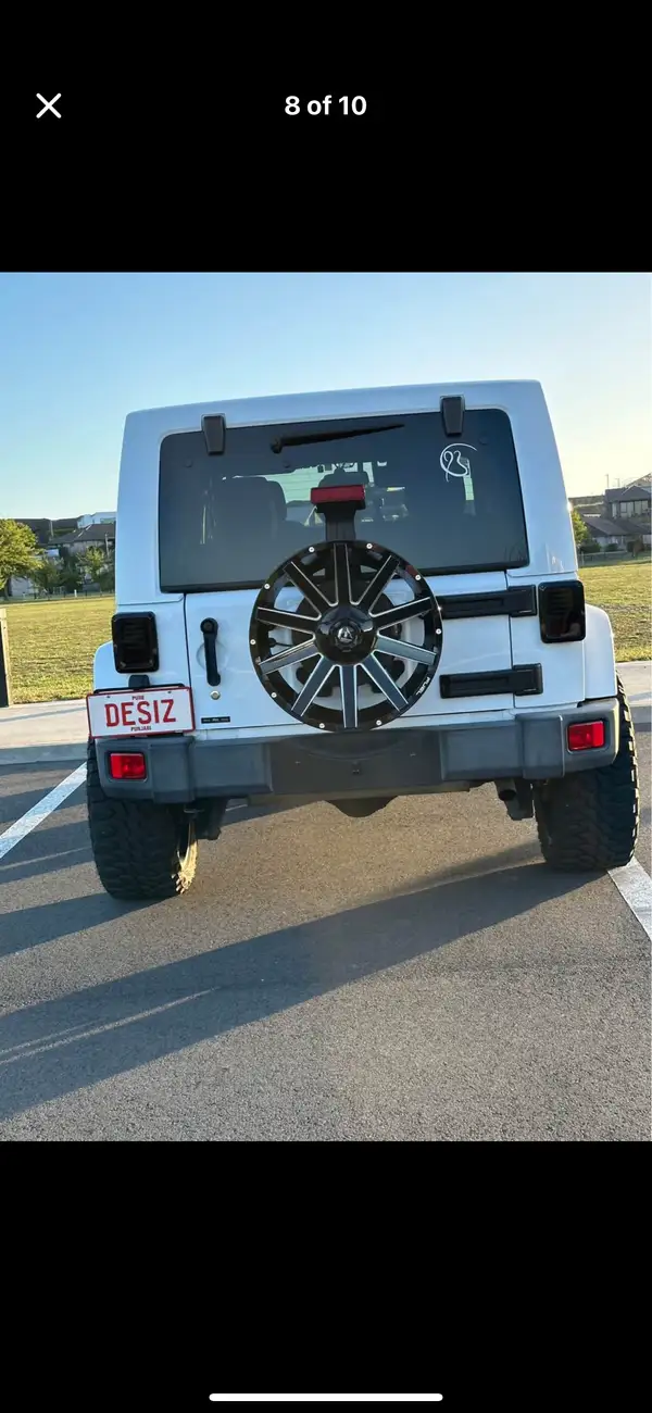 2017 Jeep Wrangler Sahara Carousel 2