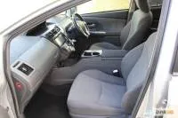 2013, Toyota PRIUS ALPHA Carousel 7