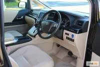 2012, Toyota Vellfire Carousel 1