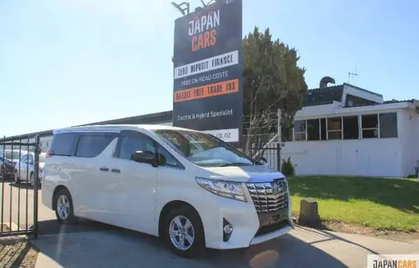 2015, Toyota ALPHARD