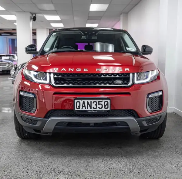 2017 Range Rover Carousel 3