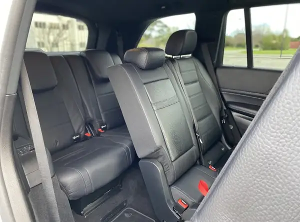 2023 Mercedes-Benz GLS 400d Carousel 6