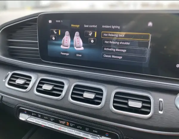 2023 Mercedes-Benz GLS 400d Carousel 5