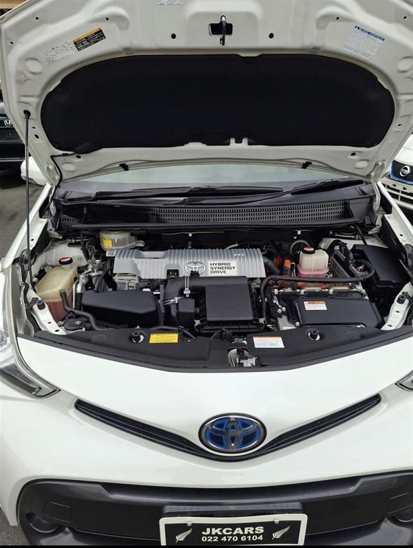 2015 Toyota Prius Alpha G 48000km only 7 seater Carousel 15