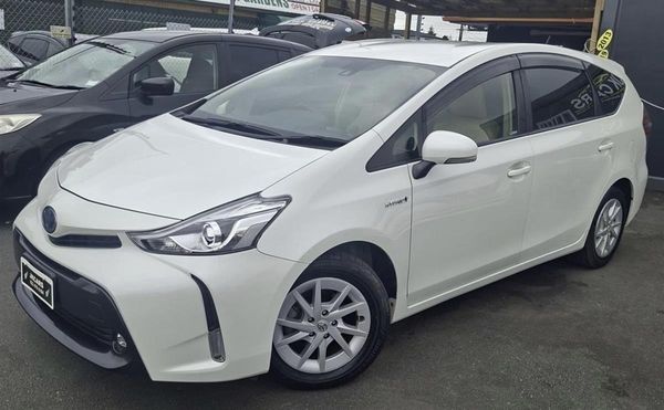 2015 Toyota Prius Alpha G 48000km only 7 seater Carousel 4