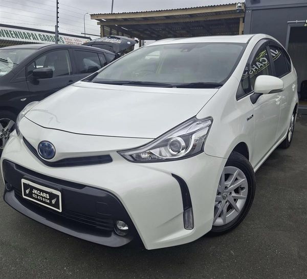 2015 Toyota Prius Alpha G 48000km only 7 seater Carousel 2