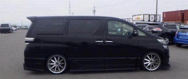 2013 Toyota VELFIRE Very Low km 58695 only driven Carousel 5