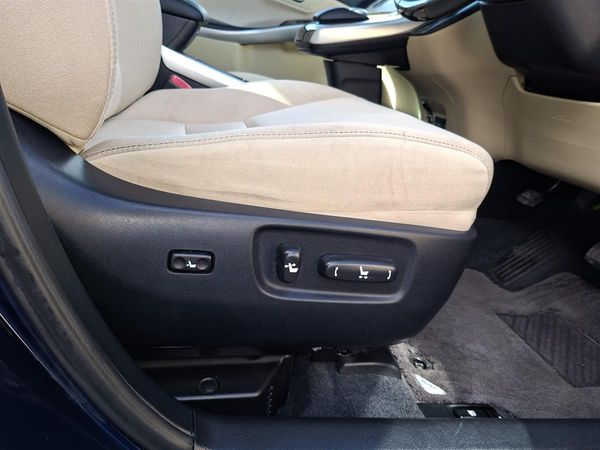2014 Toyota Sai HYBRID Carousel 12