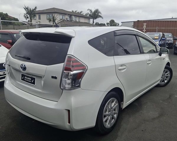 2015 Toyota Prius Alpha G 48000km only 7 seater Carousel 6