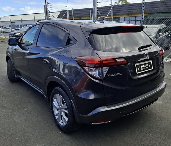 2015 Honda Vezel Hybrid Carousel 2