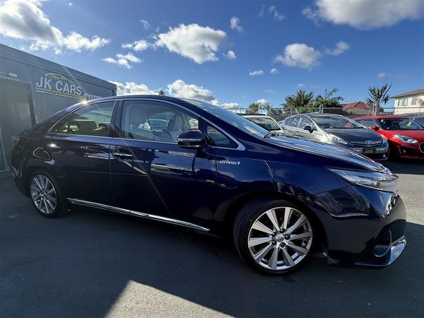 2014 Toyota Sai HYBRID Carousel 3