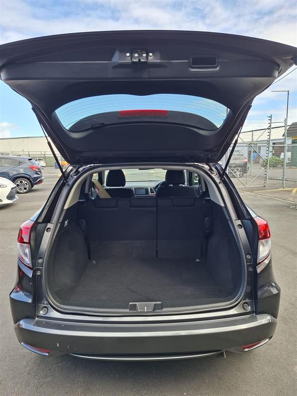 2015 Honda Vezel Hybrid Carousel 7