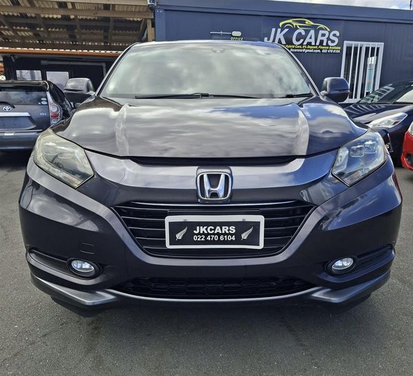 2015 Honda Vezel Hybrid Carousel 1