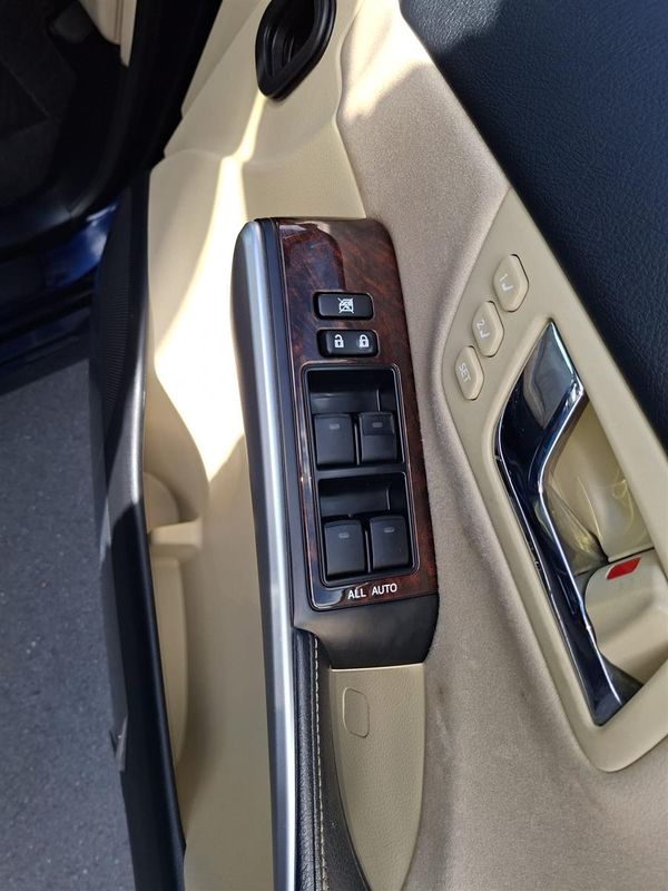 2014 Toyota Sai HYBRID Carousel 11