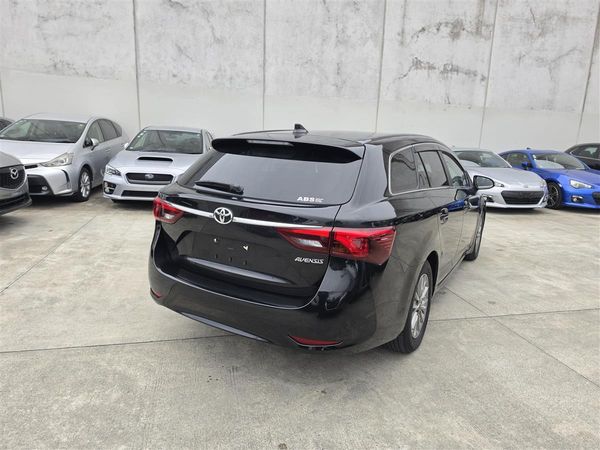 2017 Toyota Avensis 2.0Xi Lane Assist Paddle Alloys Rev Camera/Bluetooth Finance Available Carousel 3